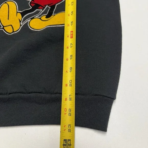 Vintage 80s Mickey Mouse Sweatshirt Small 16x22.5 Raglan Black Velvet USA - Picture 12 of 12